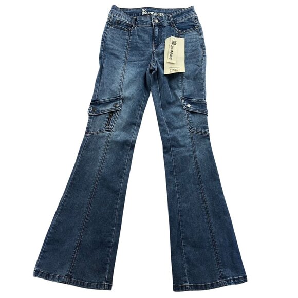 NWT No Boundaries Womens Jeans Size 2 Cargo Bootcut Denim Blue Mid Rise Casual - Picture 1 of 16